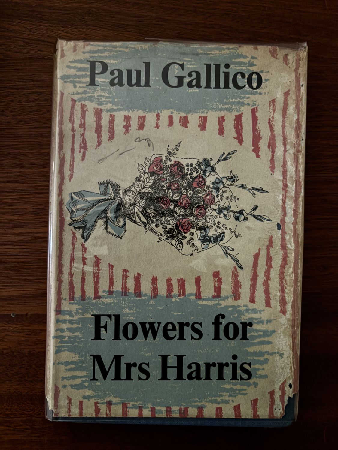 Flowers for Mrs Harris — Paul Gallico