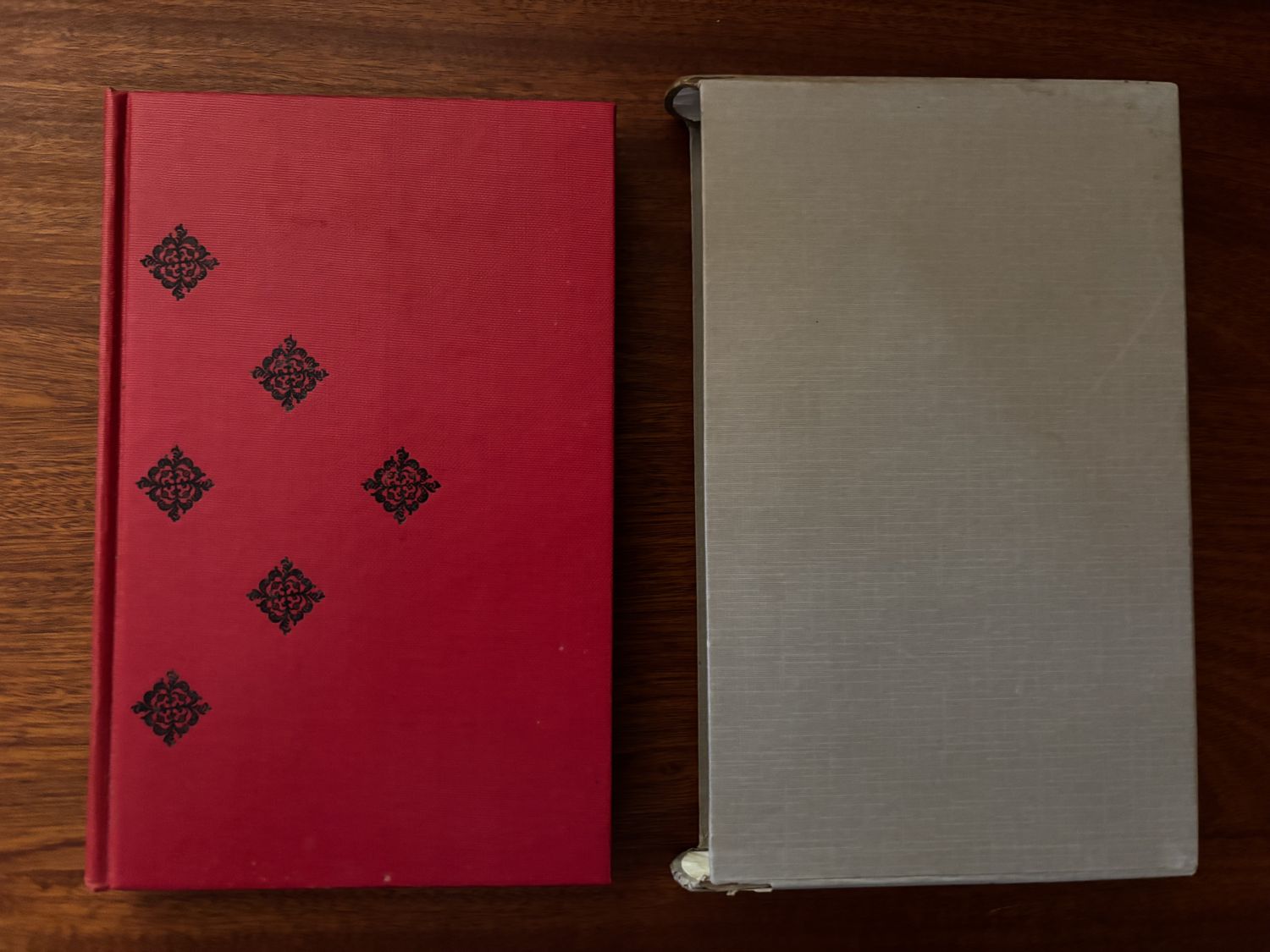 Eminent Victorians — Lytton Strachey (Folio Society, 1967)