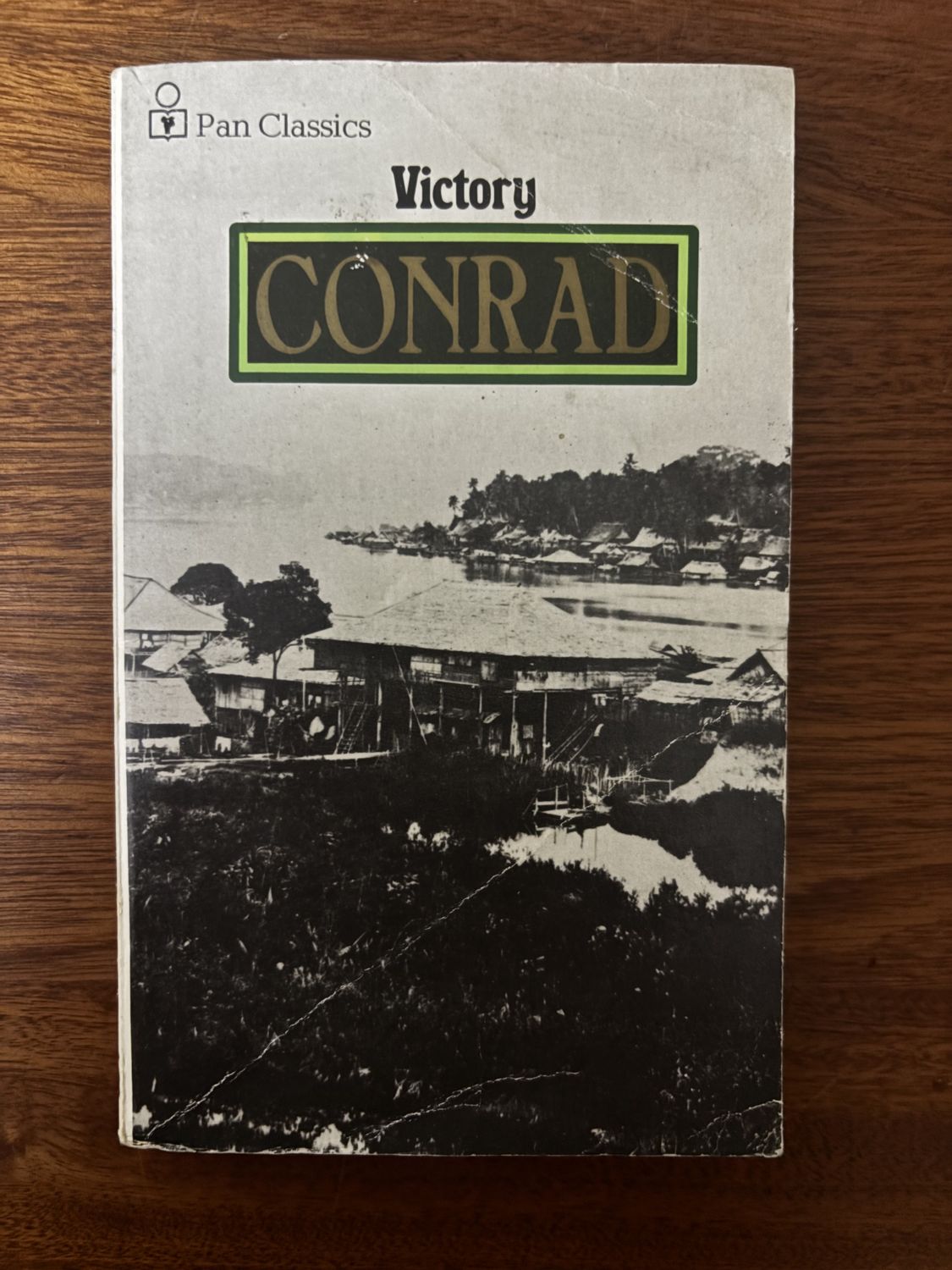 Victory — Joseph Conrad (Pan Classics)
